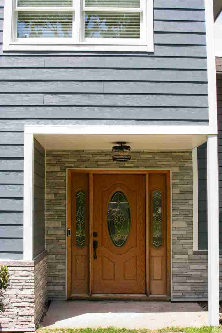 Hardie siding with stone