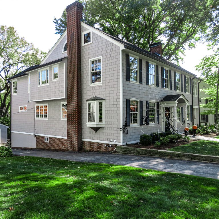 Pearl Gray Hardie Siding